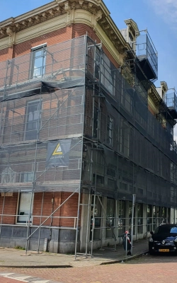 <span>Steigerbouw</span> & Krimpfolie